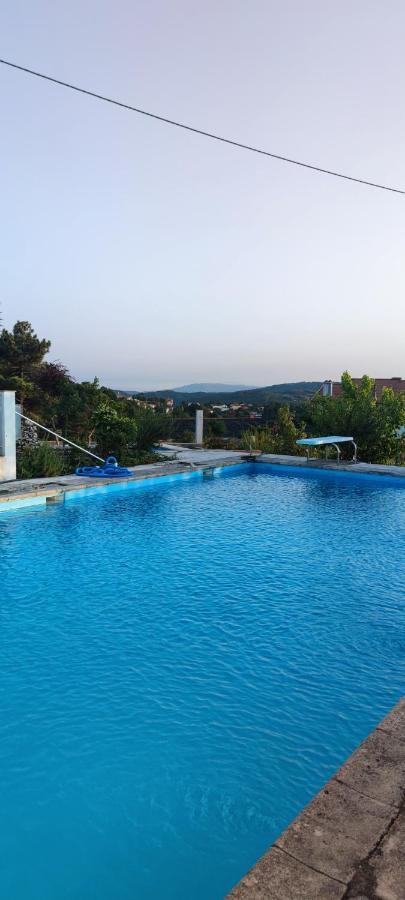 הוילה קסטרו דאירה Casa Do Monte מראה חיצוני תמונה